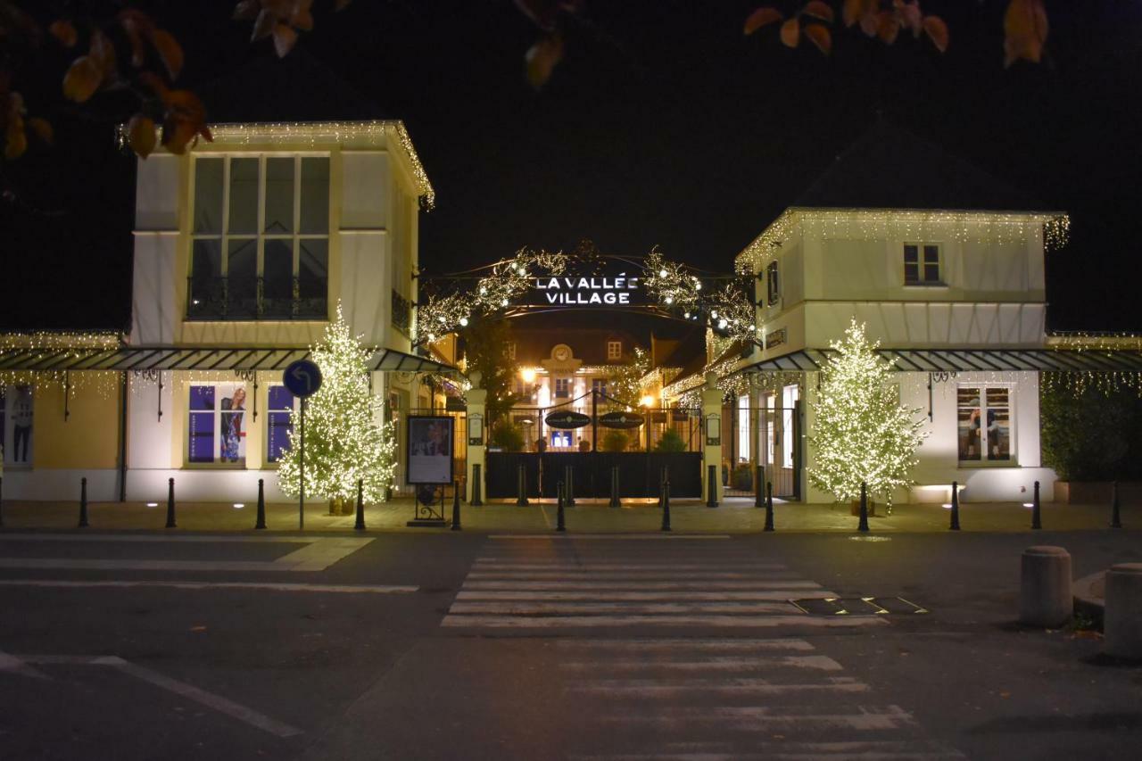 מונטבראן Duplex A 1 Kilometre De Disneyland Paris מראה חיצוני תמונה